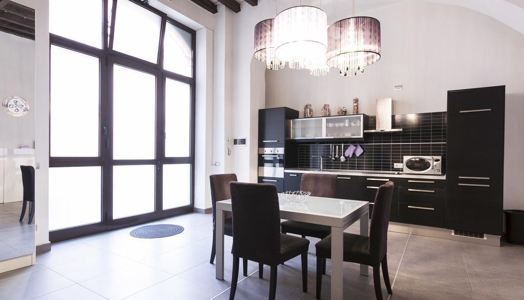 Italianway-Colombo 5 Apartment Милано Екстериор снимка
